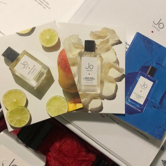 Jo Loves by Jo Malone - Deluxe Kit - Picture 2 of 8